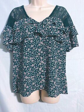 Candie's Cute Green Floral Top Size L